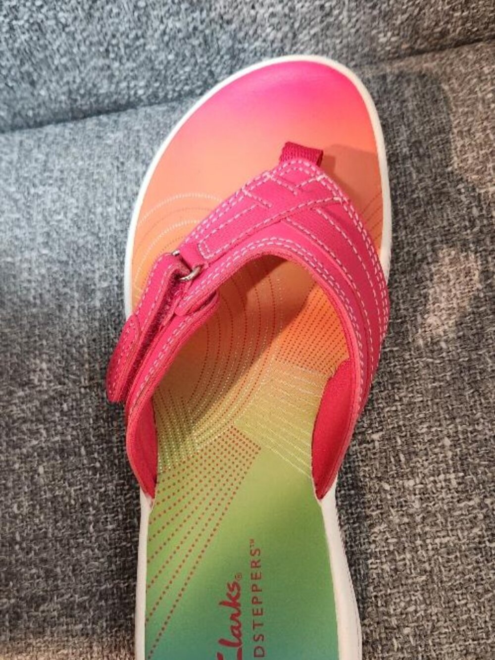 Clarks Cloudsteppers Breeze Reyna Flip Flop Sandals Bright Pink - Picture 5 of 6